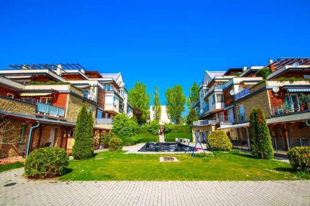 Peppy Apartment & Pool Balatonfüred Exterior foto